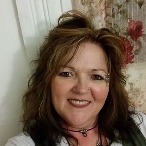 Meet your Posher, Michele